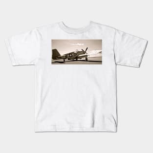 Tuskegee P-51 Mustang Vintage Fighter Plane Kids T-Shirt